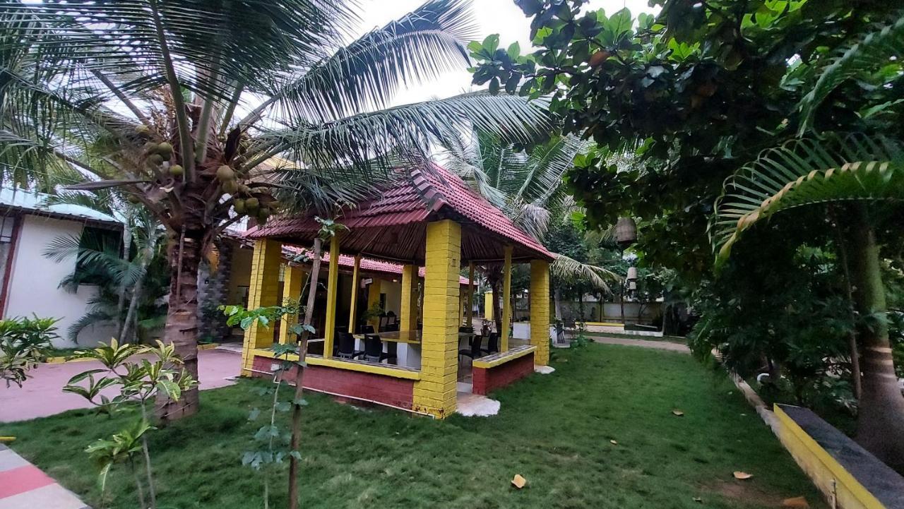Holiyday In Vgf Farm House Dānishpet Exterior foto